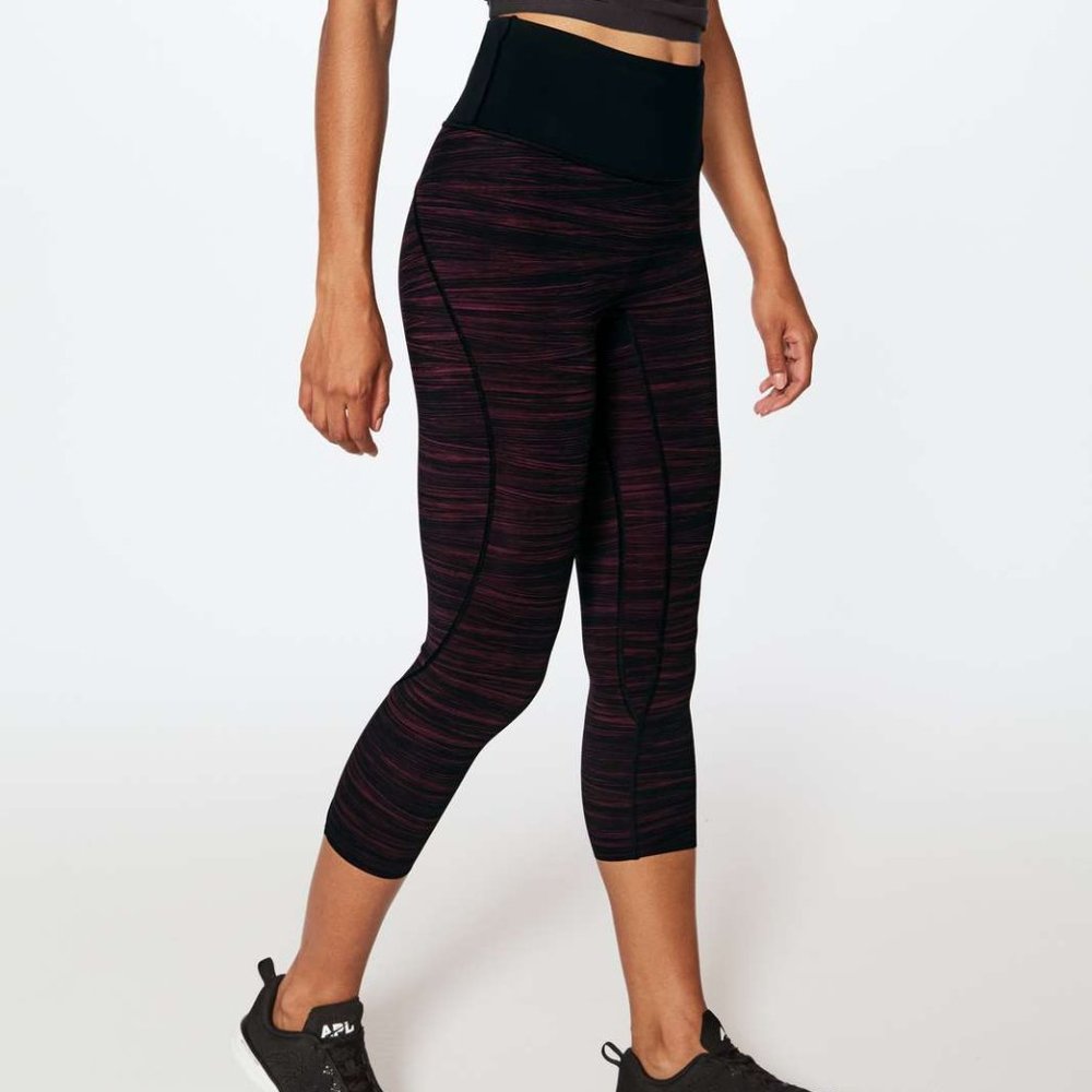 Size 10 - Lululemon Run The Day Crop (17")